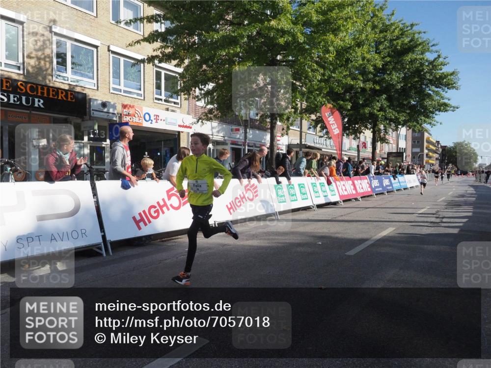 15.09.2024 - PSD Bank Halbmarathon Miley Keyser http://msf.ph/oto/7057018 15.09.2024 10:25:29 Ziel 7, 19, 36, 66, 110, 221, 238, 257 meine-sportfotos.de