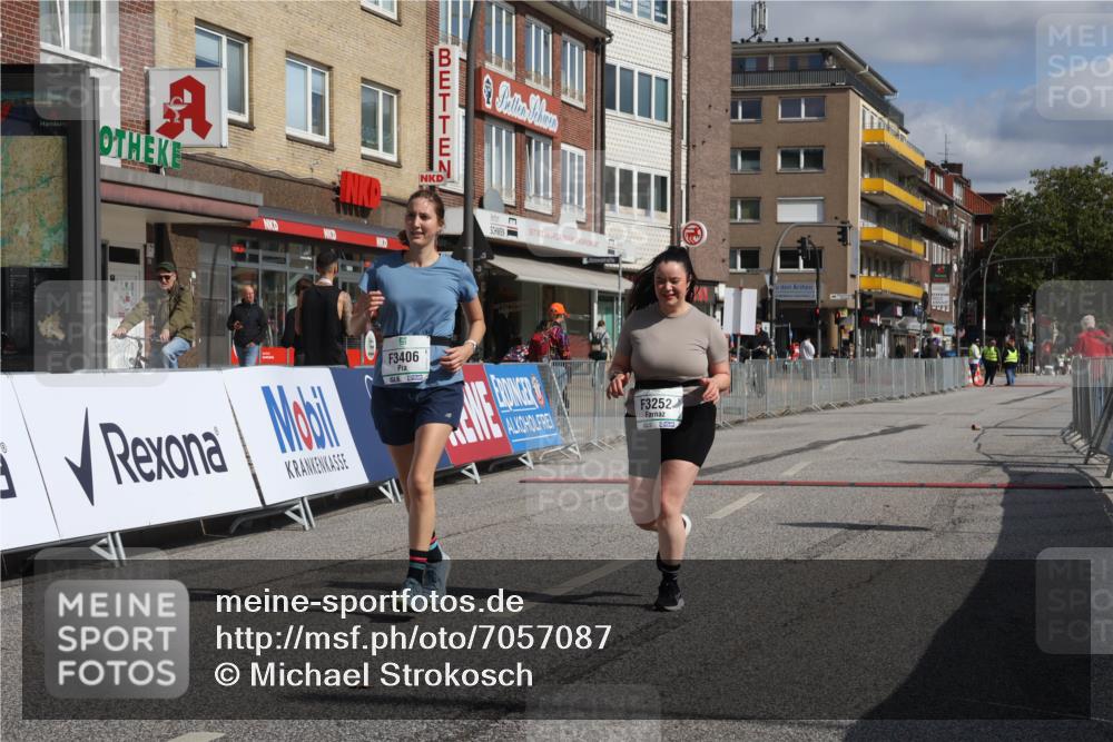 15.09.2024 - PSD Bank Halbmarathon Michael Strokosch http://msf.ph/oto/7057087 15.09.2024 12:52:57 Ziel 3252, 3406 meine-sportfotos.de