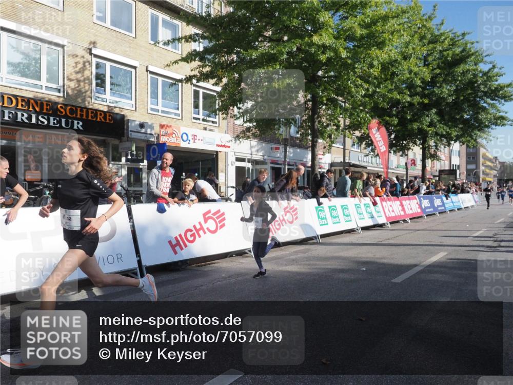 15.09.2024 - PSD Bank Halbmarathon Miley Keyser http://msf.ph/oto/7057099 15.09.2024 10:25:37 Ziel 36, 110, 221, 238, 248, 257, 298, 300 meine-sportfotos.de