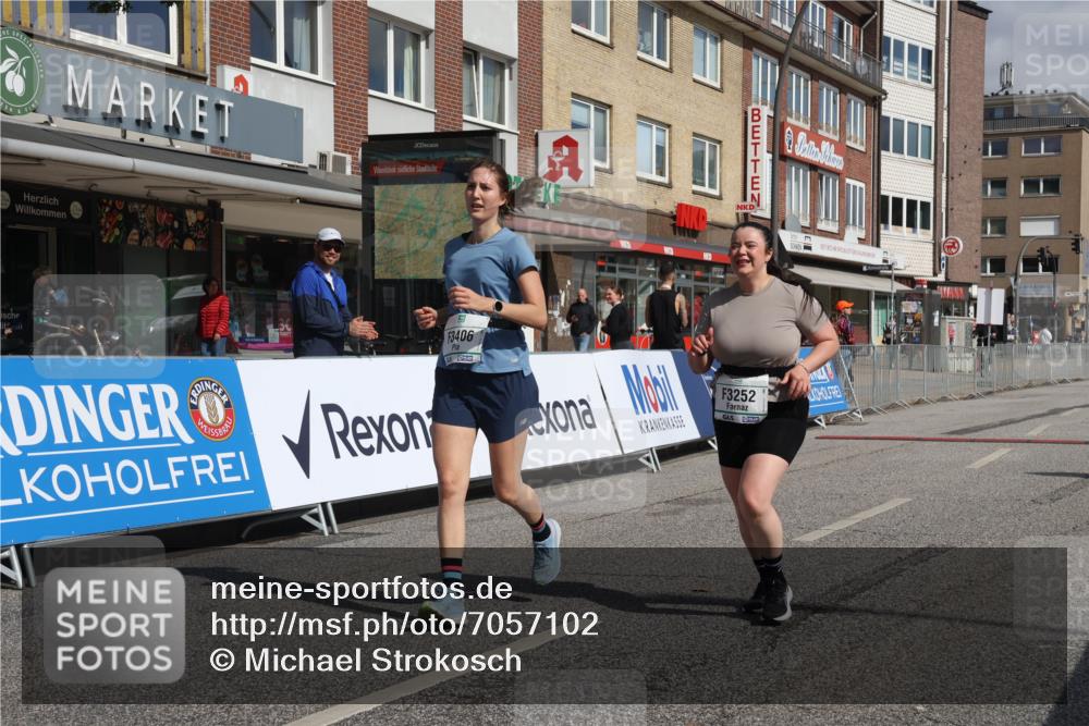 15.09.2024 - PSD Bank Halbmarathon Michael Strokosch http://msf.ph/oto/7057102 15.09.2024 12:52:58 Ziel 3252, 3406 meine-sportfotos.de