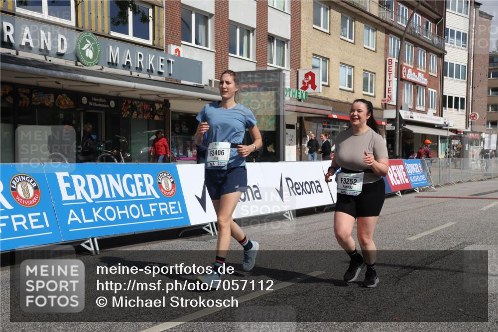 15.09.2024 - PSD Bank Halbmarathon Michael Strokosch http://msf.ph/oto/7057112 15.09.2024 12:52:59 Ziel 3252, 3406 meine-sportfotos.de