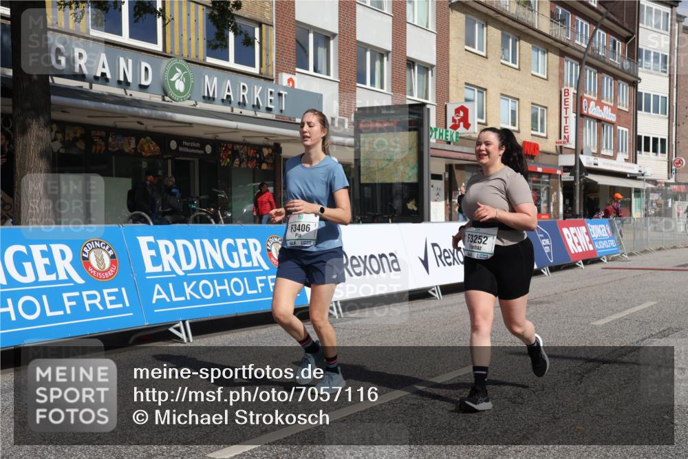 15.09.2024 - PSD Bank Halbmarathon Michael Strokosch http://msf.ph/oto/7057116 15.09.2024 12:52:59 Ziel 3252, 3406 meine-sportfotos.de