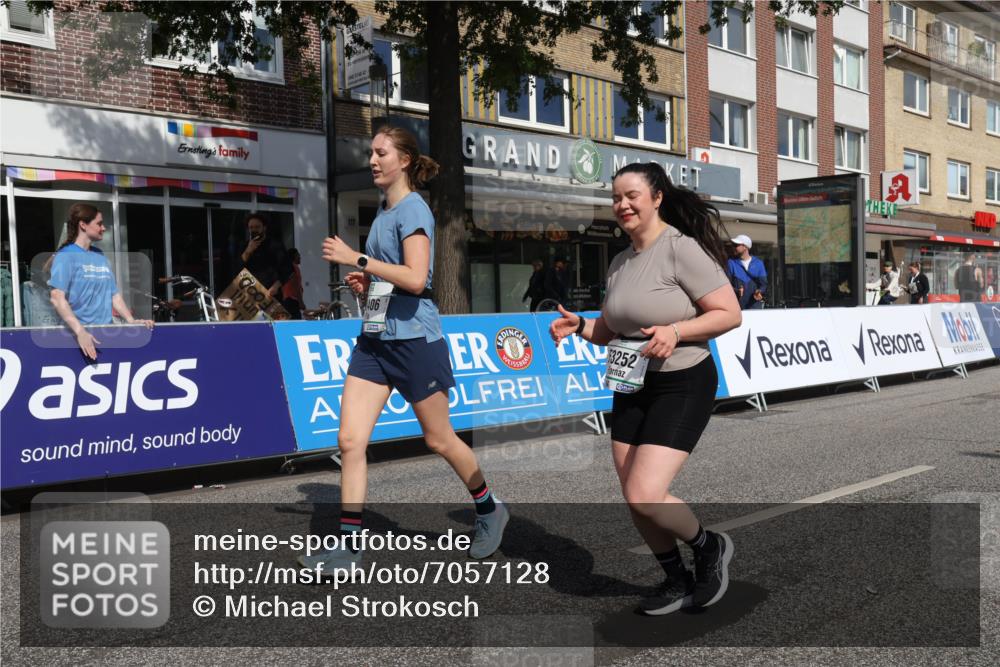 15.09.2024 - PSD Bank Halbmarathon Michael Strokosch http://msf.ph/oto/7057128 15.09.2024 12:53:00 Ziel 3252, 3406 meine-sportfotos.de