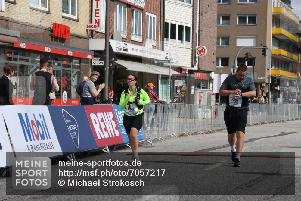 15.09.2024 - PSD Bank Halbmarathon Michael Strokosch http://msf.ph/oto/7057217 15.09.2024 12:54:00 Ziel 2382, 2893 meine-sportfotos.de