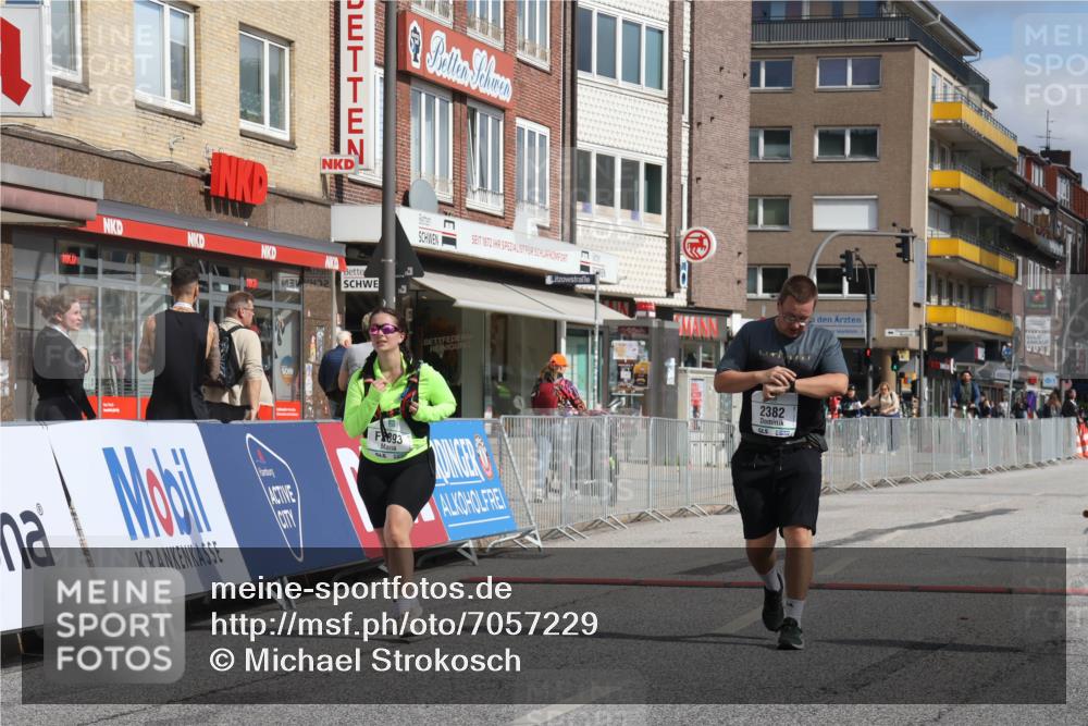 15.09.2024 - PSD Bank Halbmarathon Michael Strokosch http://msf.ph/oto/7057229 15.09.2024 12:54:00 Ziel 2382, 2893 meine-sportfotos.de