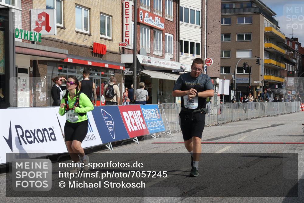 15.09.2024 - PSD Bank Halbmarathon Michael Strokosch http://msf.ph/oto/7057245 15.09.2024 12:54:02 Ziel 2382, 2893 meine-sportfotos.de