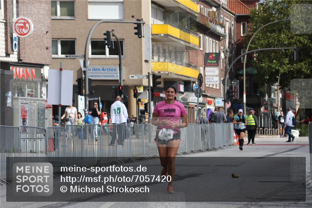 15.09.2024 - PSD Bank Halbmarathon Michael Strokosch http://msf.ph/oto/7057420 15.09.2024 12:54:58 Ziel 3210 meine-sportfotos.de