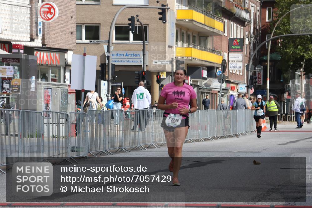 15.09.2024 - PSD Bank Halbmarathon Michael Strokosch http://msf.ph/oto/7057429 15.09.2024 12:54:58 Ziel 3210 meine-sportfotos.de
