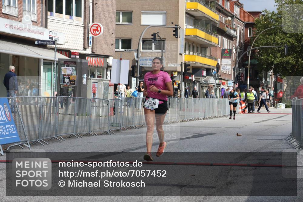 15.09.2024 - PSD Bank Halbmarathon Michael Strokosch http://msf.ph/oto/7057452 15.09.2024 12:55:00 Ziel 3210 meine-sportfotos.de