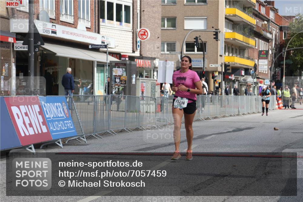 15.09.2024 - PSD Bank Halbmarathon Michael Strokosch http://msf.ph/oto/7057459 15.09.2024 12:55:01 Ziel 3210 meine-sportfotos.de