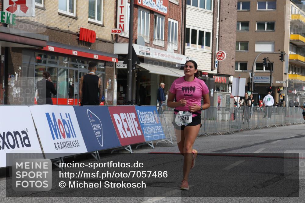 15.09.2024 - PSD Bank Halbmarathon Michael Strokosch http://msf.ph/oto/7057486 15.09.2024 12:55:03 Ziel 3210 meine-sportfotos.de