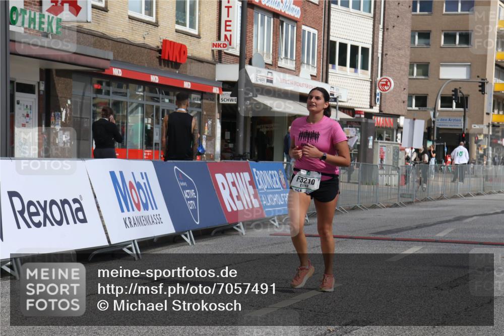 15.09.2024 - PSD Bank Halbmarathon Michael Strokosch http://msf.ph/oto/7057491 15.09.2024 12:55:03 Ziel 3210 meine-sportfotos.de