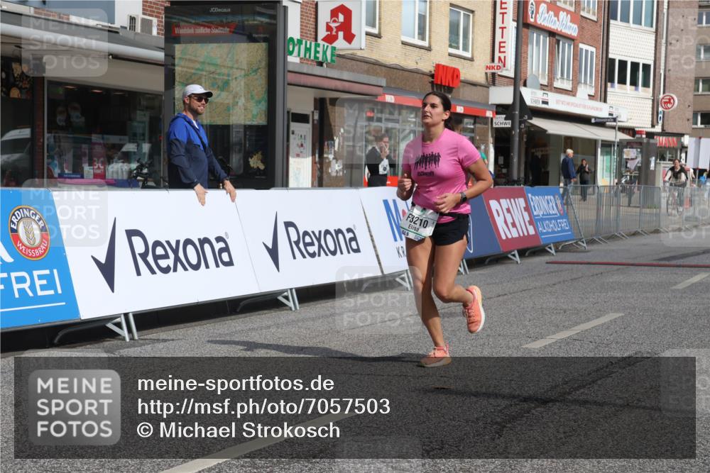 15.09.2024 - PSD Bank Halbmarathon Michael Strokosch http://msf.ph/oto/7057503 15.09.2024 12:55:04 Ziel 3210 meine-sportfotos.de
