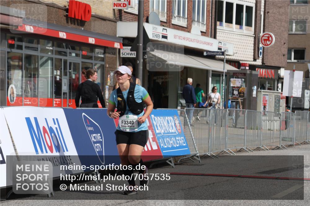 15.09.2024 - PSD Bank Halbmarathon Michael Strokosch http://msf.ph/oto/7057535 15.09.2024 12:55:15 Ziel 3340 meine-sportfotos.de