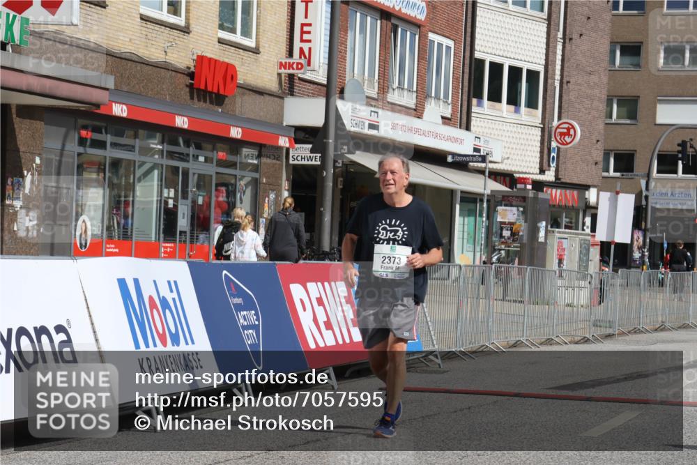 15.09.2024 - PSD Bank Halbmarathon Michael Strokosch http://msf.ph/oto/7057595 15.09.2024 12:55:45 Ziel 2373 meine-sportfotos.de
