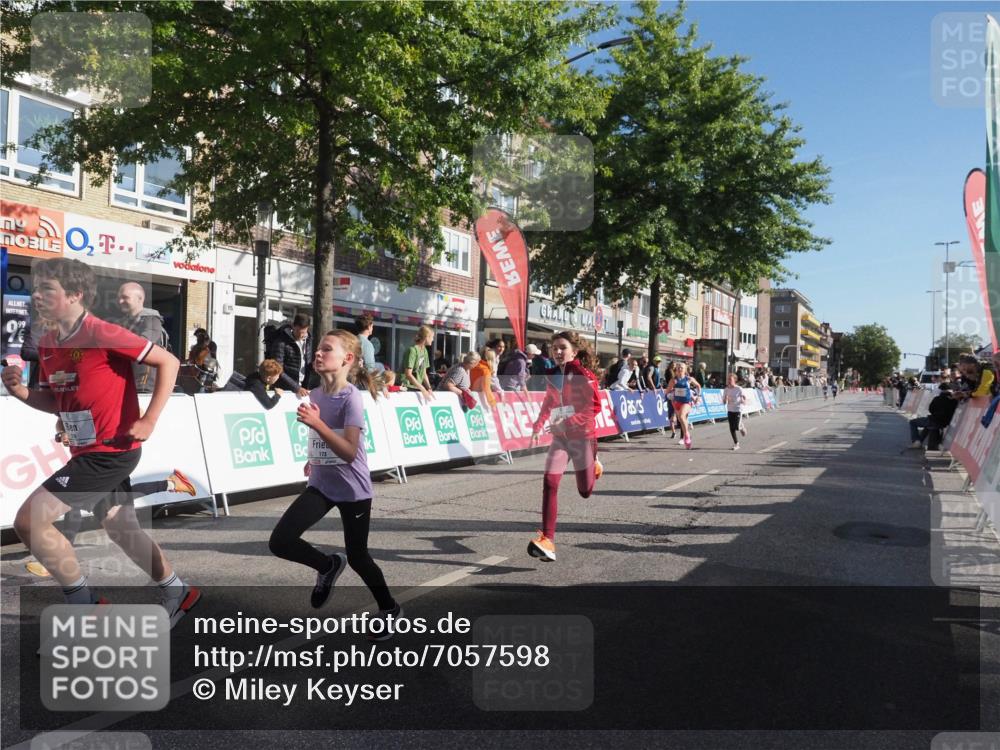 15.09.2024 - PSD Bank Halbmarathon Miley Keyser http://msf.ph/oto/7057598 15.09.2024 10:26:41 Ziel 134, 173, 196, 209, 212, 215, 229, 237, 284, 307 meine-sportfotos.de