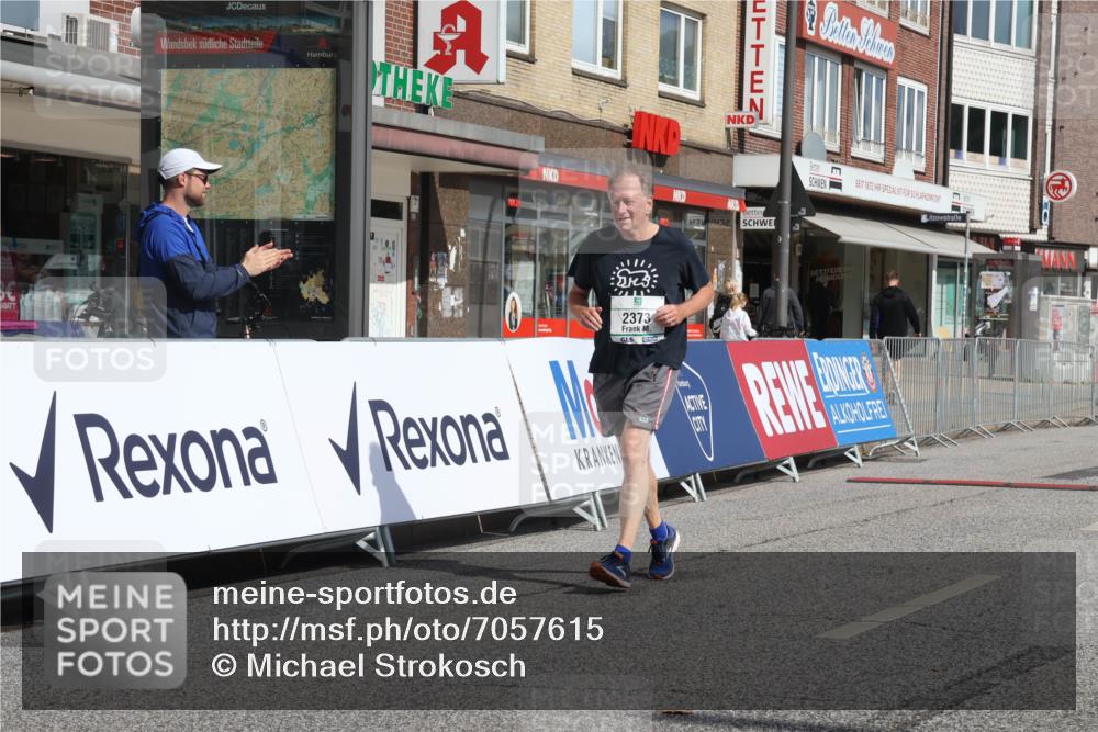 15.09.2024 - PSD Bank Halbmarathon Michael Strokosch http://msf.ph/oto/7057615 15.09.2024 12:55:46 Ziel 2373 meine-sportfotos.de