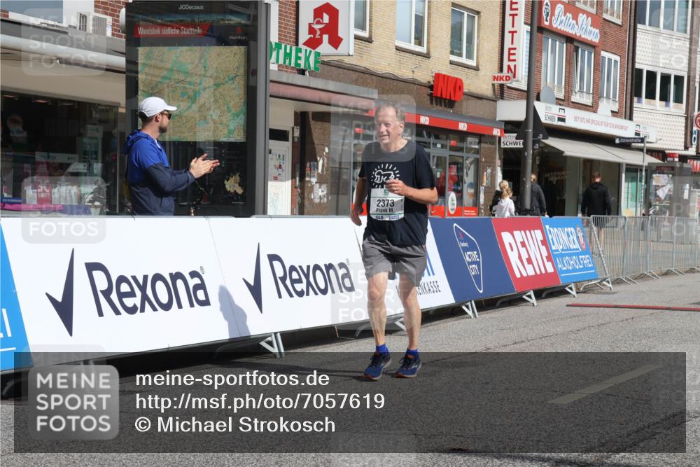 15.09.2024 - PSD Bank Halbmarathon Michael Strokosch http://msf.ph/oto/7057619 15.09.2024 12:55:46 Ziel 2373 meine-sportfotos.de