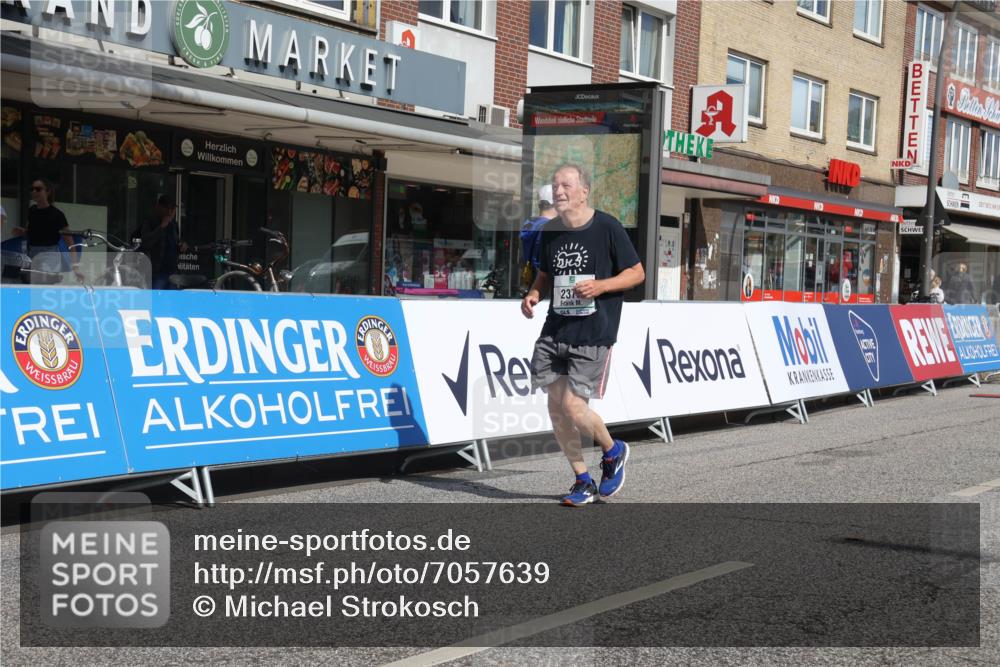 15.09.2024 - PSD Bank Halbmarathon Michael Strokosch http://msf.ph/oto/7057639 15.09.2024 12:55:47 Ziel 2373 meine-sportfotos.de