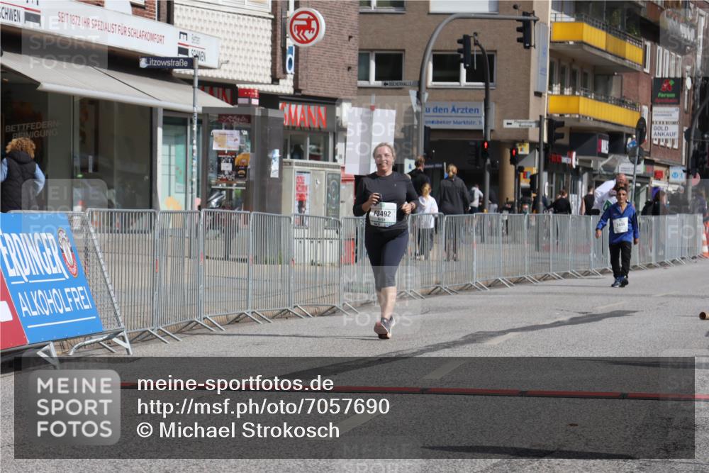 15.09.2024 - PSD Bank Halbmarathon Michael Strokosch http://msf.ph/oto/7057690 15.09.2024 12:56:07 Ziel 3492 meine-sportfotos.de