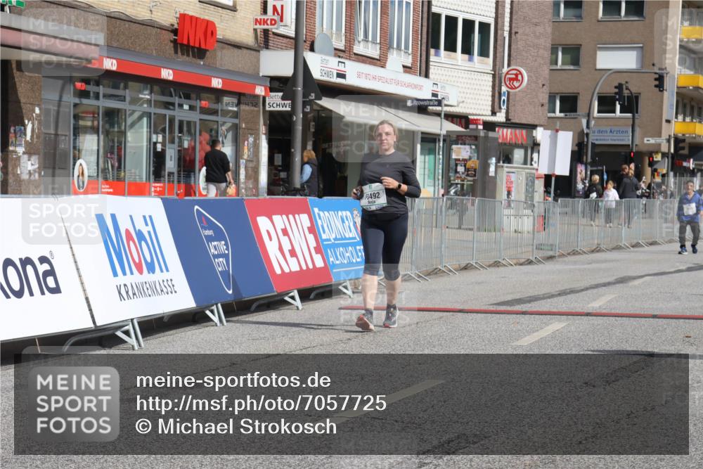 15.09.2024 - PSD Bank Halbmarathon Michael Strokosch http://msf.ph/oto/7057725 15.09.2024 12:56:11 Ziel 3492 meine-sportfotos.de