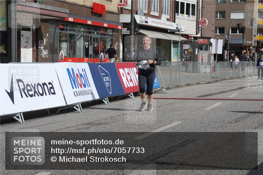 15.09.2024 - PSD Bank Halbmarathon Michael Strokosch http://msf.ph/oto/7057733 15.09.2024 12:56:12 Ziel 3492 meine-sportfotos.de