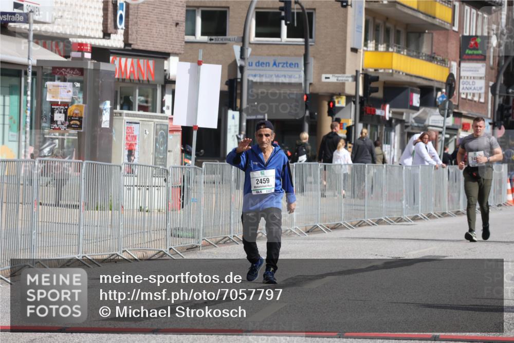 15.09.2024 - PSD Bank Halbmarathon Michael Strokosch http://msf.ph/oto/7057797 15.09.2024 12:56:21 Ziel 2459, 3492 meine-sportfotos.de