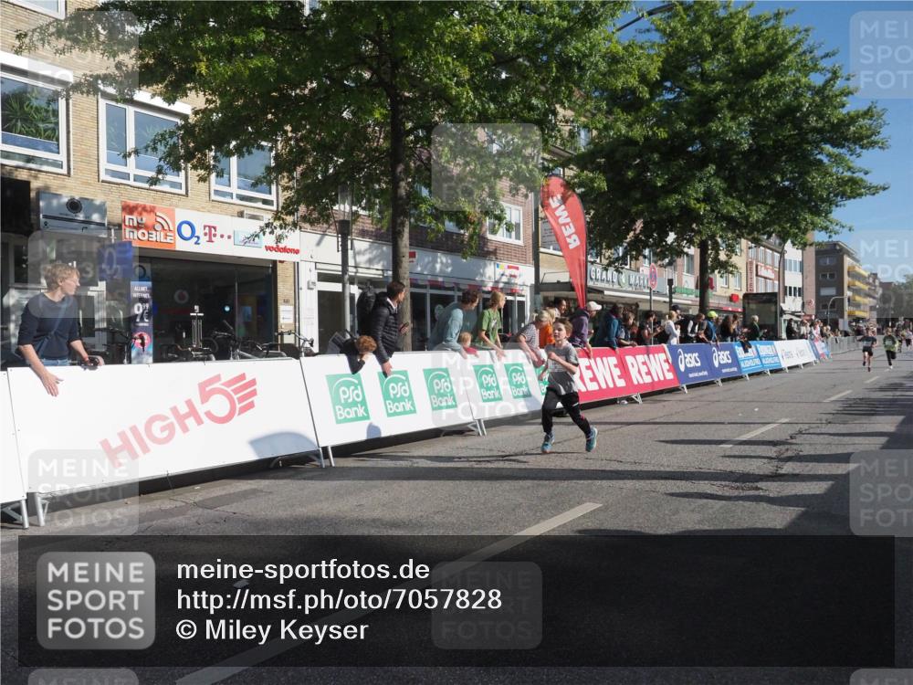 15.09.2024 - PSD Bank Halbmarathon Miley Keyser http://msf.ph/oto/7057828 15.09.2024 10:27:08 Ziel 18, 42, 69, 75, 82, 87, 136, 139, 167, 198, 210, 270, 294 meine-sportfotos.de