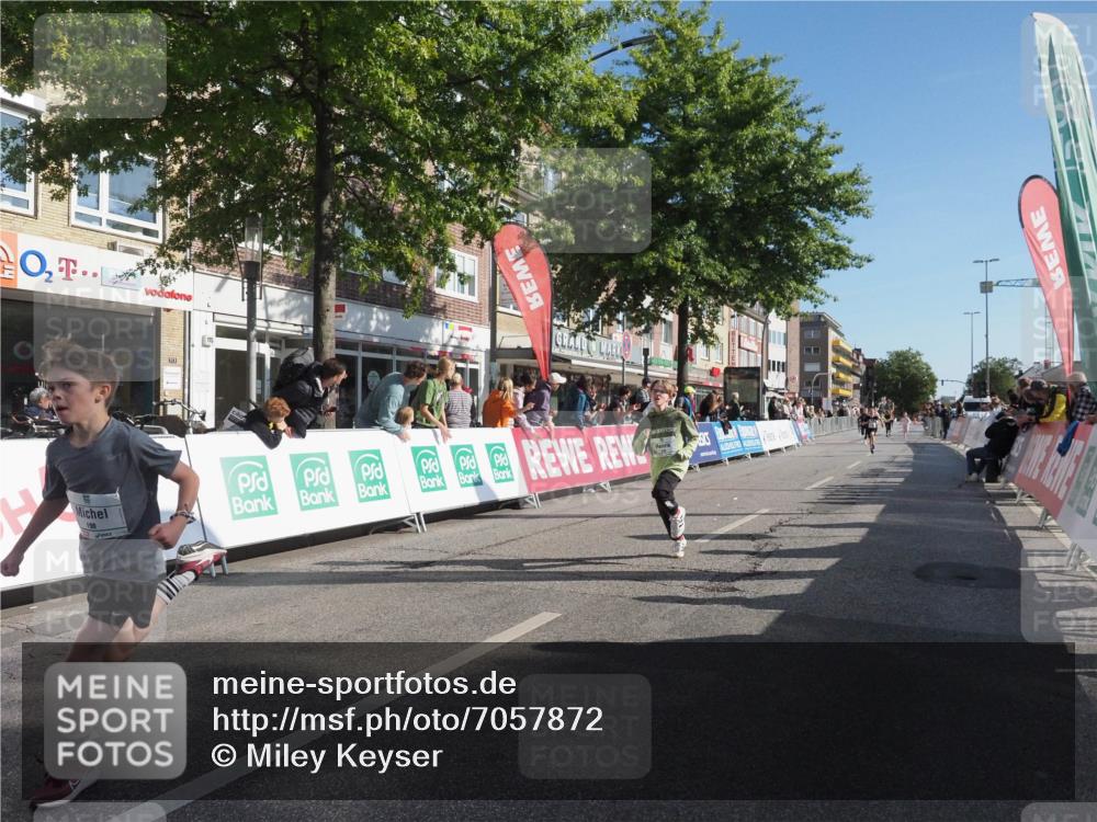 15.09.2024 - PSD Bank Halbmarathon Miley Keyser http://msf.ph/oto/7057872 15.09.2024 10:27:13 Ziel 18, 48, 75, 82, 87, 136, 139, 167, 198, 210, 219, 268, 270, 272, 294 meine-sportfotos.de
