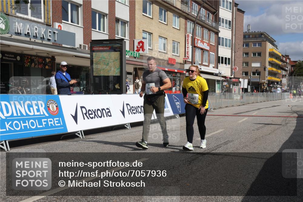 15.09.2024 - PSD Bank Halbmarathon Michael Strokosch http://msf.ph/oto/7057936 15.09.2024 12:56:37 Ziel 2459, 2460, 3487 meine-sportfotos.de