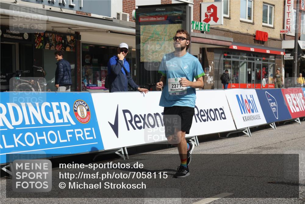15.09.2024 - PSD Bank Halbmarathon Michael Strokosch http://msf.ph/oto/7058115 15.09.2024 12:57:45 Ziel 2371 meine-sportfotos.de