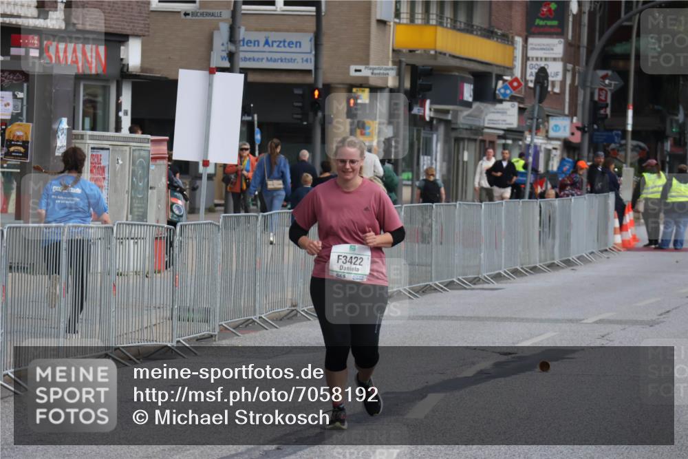 15.09.2024 - PSD Bank Halbmarathon Michael Strokosch http://msf.ph/oto/7058192 15.09.2024 12:59:20 Ziel 3422 meine-sportfotos.de