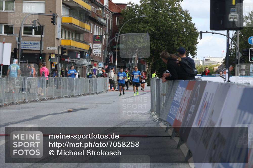 15.09.2024 - PSD Bank Halbmarathon Michael Strokosch http://msf.ph/oto/7058258 15.09.2024 12:59:48 Ziel  meine-sportfotos.de