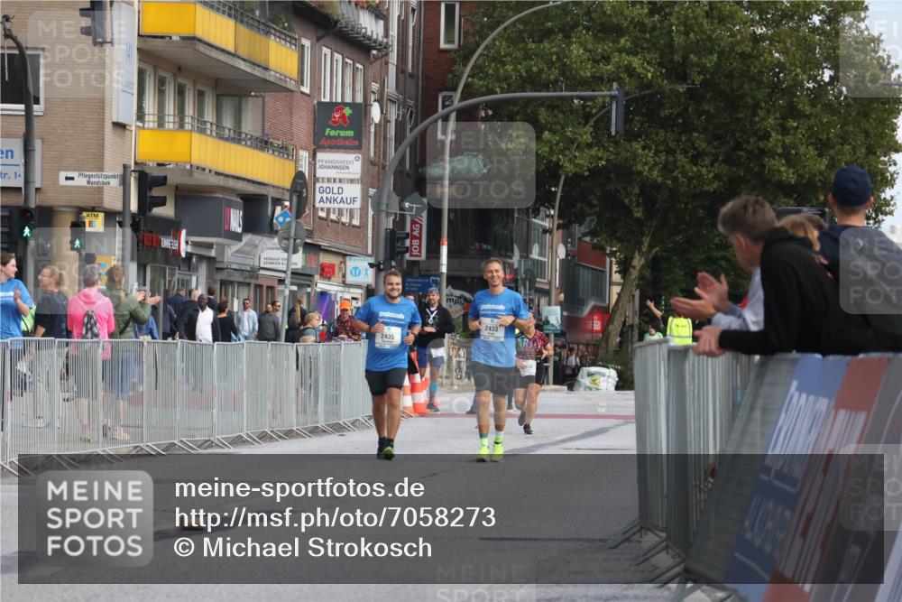15.09.2024 - PSD Bank Halbmarathon Michael Strokosch http://msf.ph/oto/7058273 15.09.2024 12:59:53 Ziel  meine-sportfotos.de