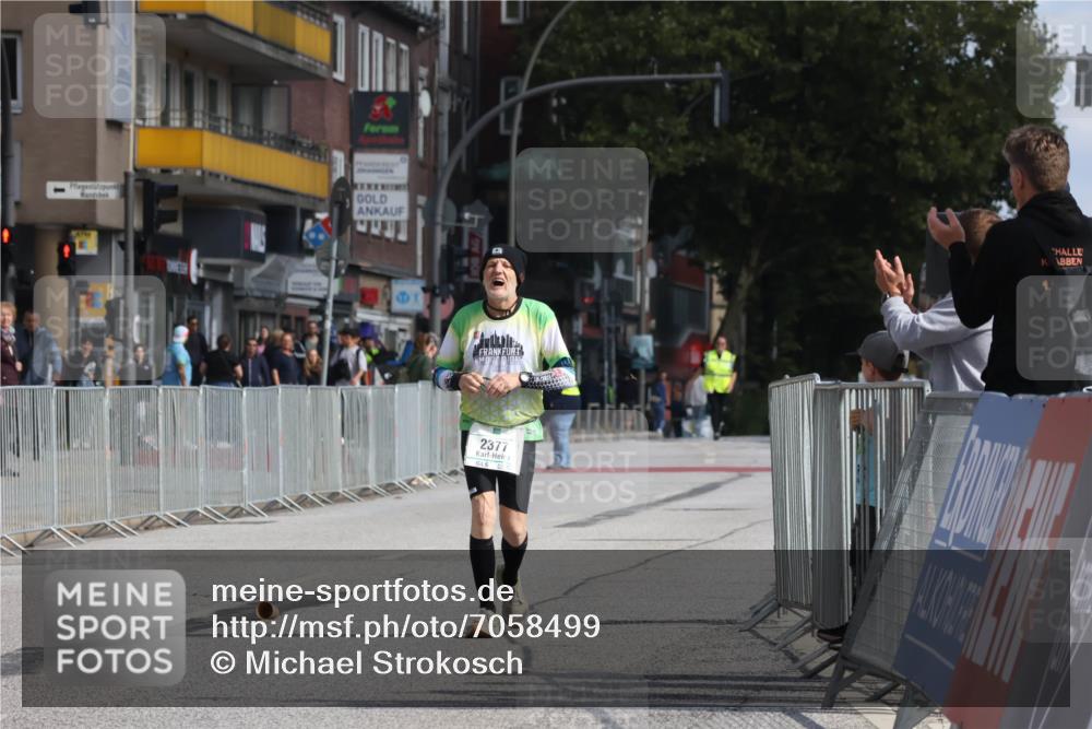 15.09.2024 - PSD Bank Halbmarathon Michael Strokosch http://msf.ph/oto/7058499 15.09.2024 13:00:55 Ziel 2377 meine-sportfotos.de