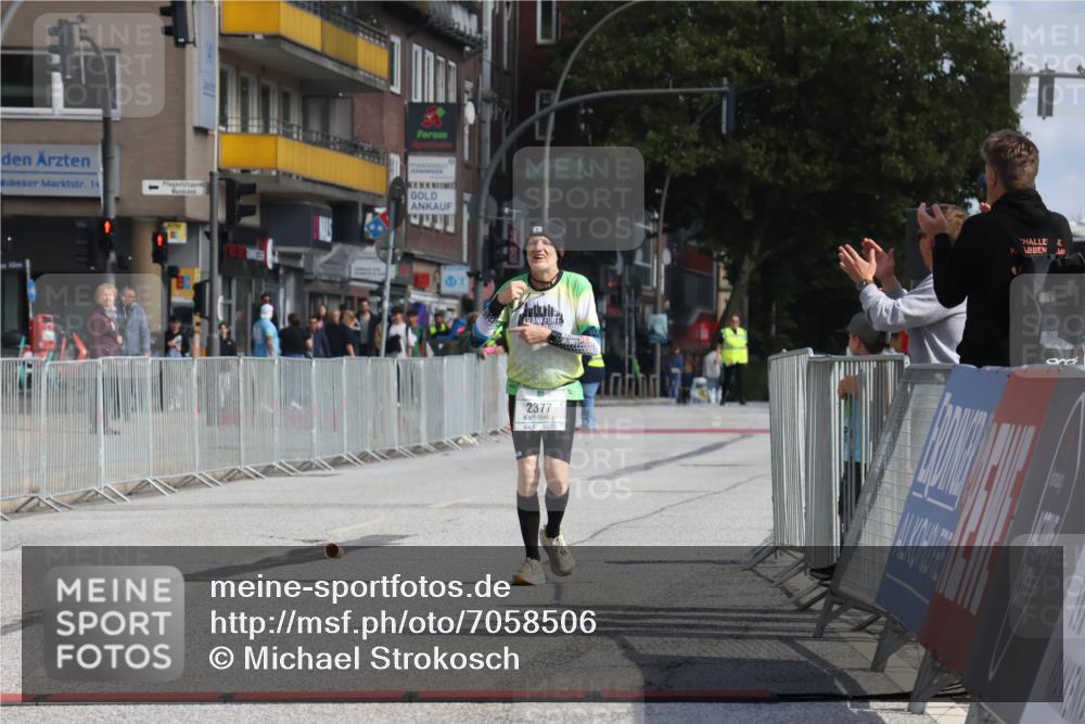 15.09.2024 - PSD Bank Halbmarathon Michael Strokosch http://msf.ph/oto/7058506 15.09.2024 13:00:56 Ziel 2377 meine-sportfotos.de