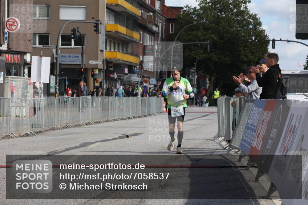 15.09.2024 - PSD Bank Halbmarathon Michael Strokosch http://msf.ph/oto/7058537 15.09.2024 13:00:59 Ziel 2377 meine-sportfotos.de