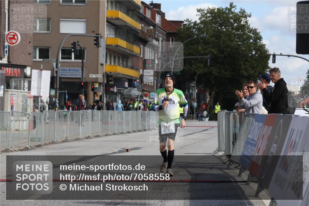 15.09.2024 - PSD Bank Halbmarathon Michael Strokosch http://msf.ph/oto/7058558 15.09.2024 13:01:00 Ziel 2377 meine-sportfotos.de