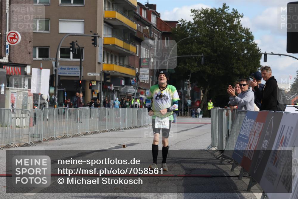 15.09.2024 - PSD Bank Halbmarathon Michael Strokosch http://msf.ph/oto/7058561 15.09.2024 13:01:00 Ziel 2377 meine-sportfotos.de