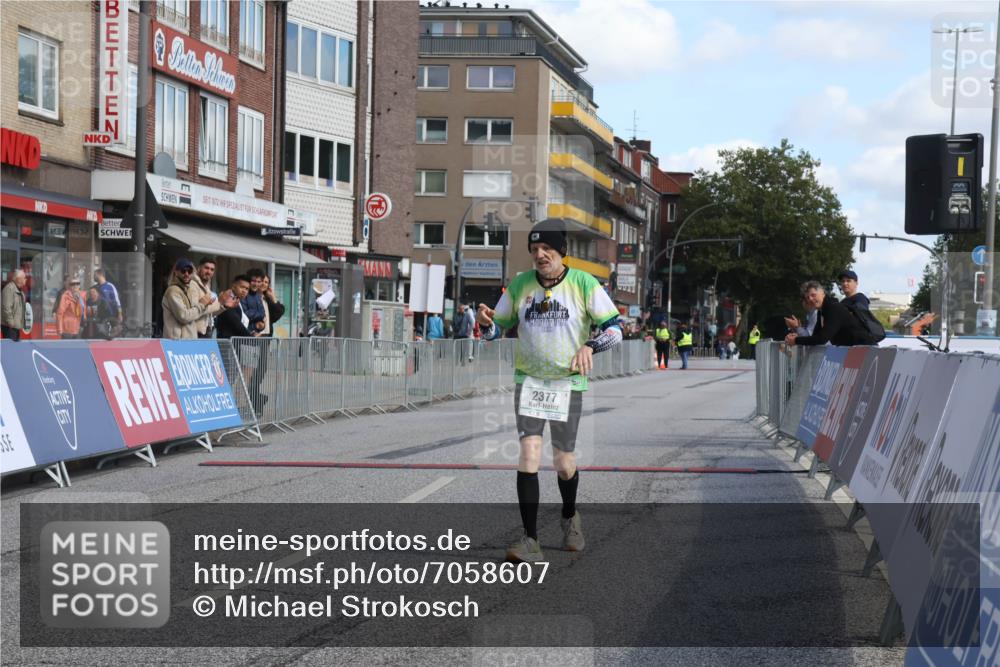 15.09.2024 - PSD Bank Halbmarathon Michael Strokosch http://msf.ph/oto/7058607 15.09.2024 13:01:05 Ziel 2377 meine-sportfotos.de