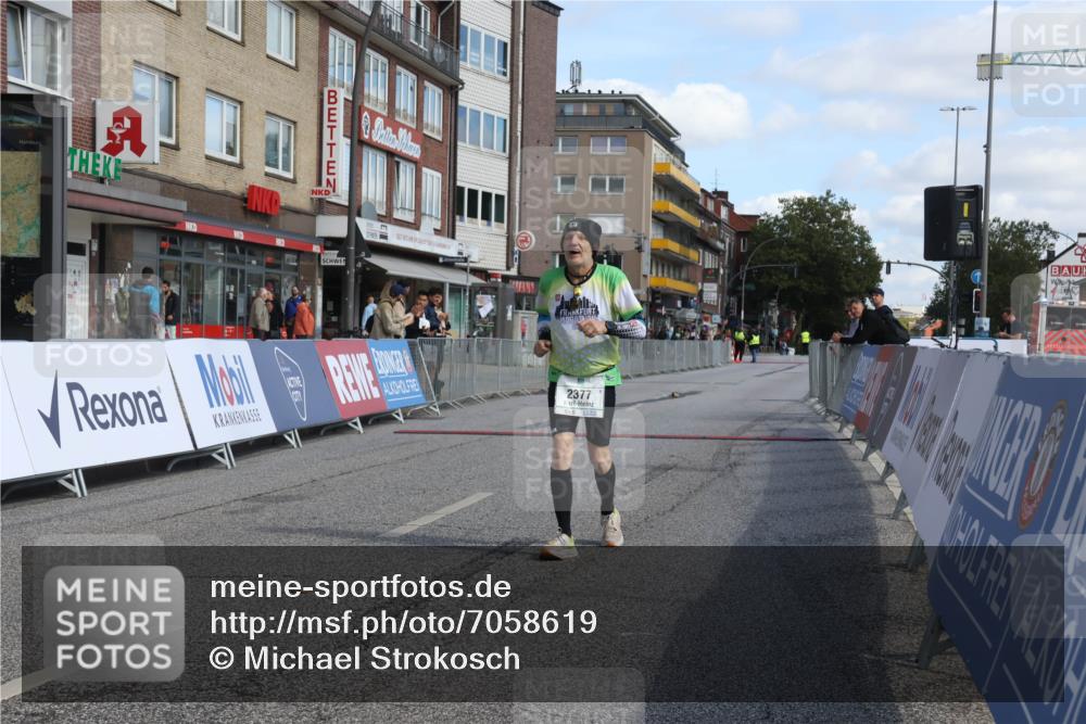 15.09.2024 - PSD Bank Halbmarathon Michael Strokosch http://msf.ph/oto/7058619 15.09.2024 13:01:07 Ziel 2377 meine-sportfotos.de