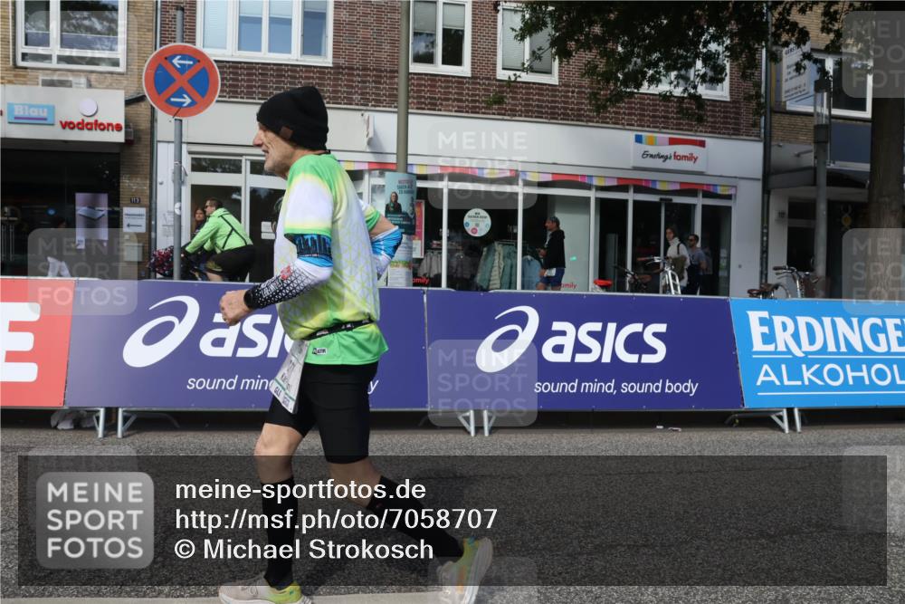 15.09.2024 - PSD Bank Halbmarathon Michael Strokosch http://msf.ph/oto/7058707 15.09.2024 13:01:12 Ziel 2377 meine-sportfotos.de