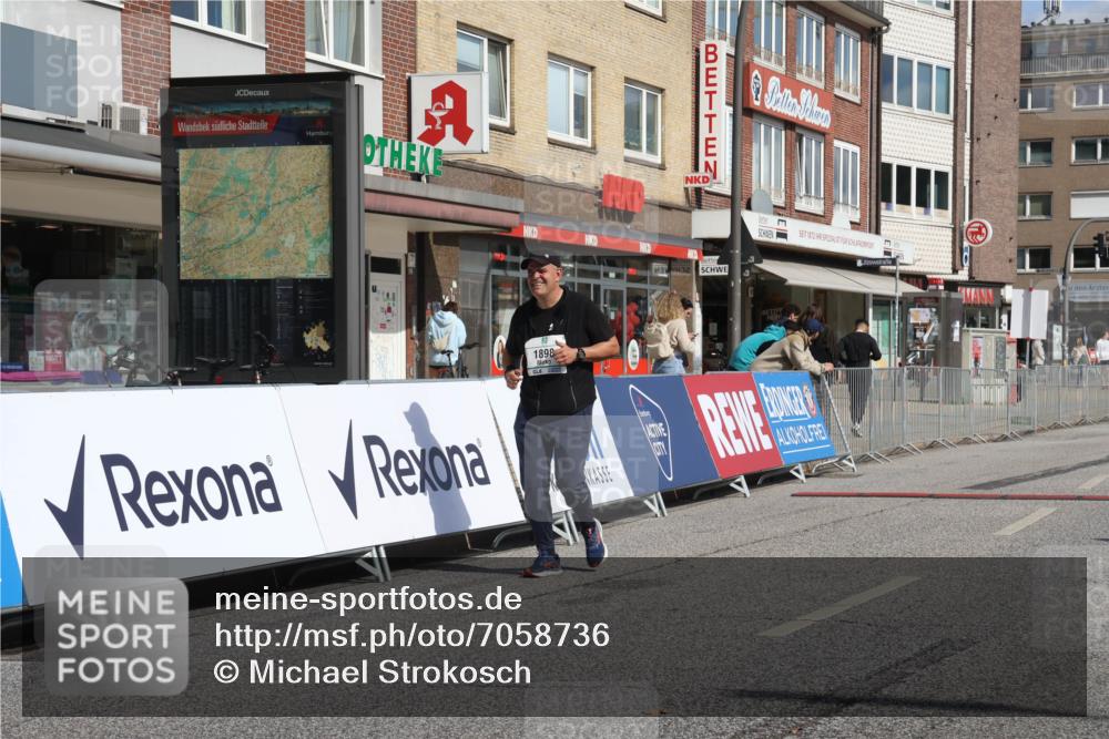 15.09.2024 - PSD Bank Halbmarathon Michael Strokosch http://msf.ph/oto/7058736 15.09.2024 13:04:21 Ziel 1898 meine-sportfotos.de