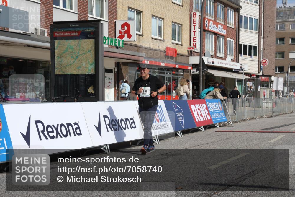 15.09.2024 - PSD Bank Halbmarathon Michael Strokosch http://msf.ph/oto/7058740 15.09.2024 13:04:21 Ziel 1898 meine-sportfotos.de