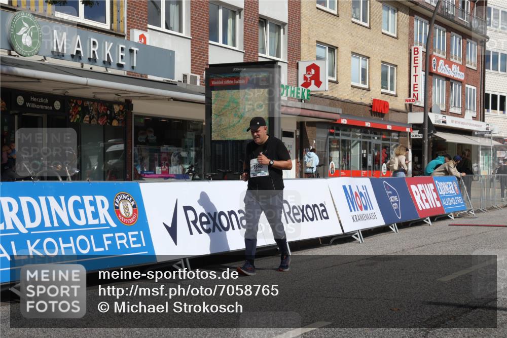 15.09.2024 - PSD Bank Halbmarathon Michael Strokosch http://msf.ph/oto/7058765 15.09.2024 13:04:23 Ziel 1898 meine-sportfotos.de