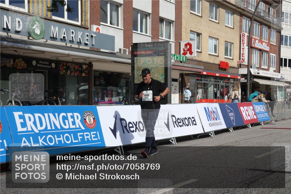 15.09.2024 - PSD Bank Halbmarathon Michael Strokosch http://msf.ph/oto/7058769 15.09.2024 13:04:23 Ziel 1898 meine-sportfotos.de