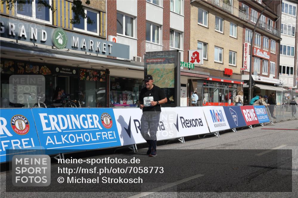 15.09.2024 - PSD Bank Halbmarathon Michael Strokosch http://msf.ph/oto/7058773 15.09.2024 13:04:23 Ziel 1898 meine-sportfotos.de