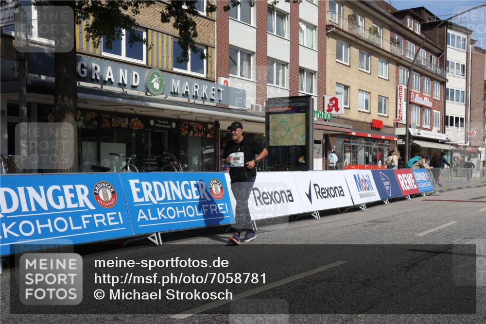 15.09.2024 - PSD Bank Halbmarathon Michael Strokosch http://msf.ph/oto/7058781 15.09.2024 13:04:24 Ziel 1898 meine-sportfotos.de