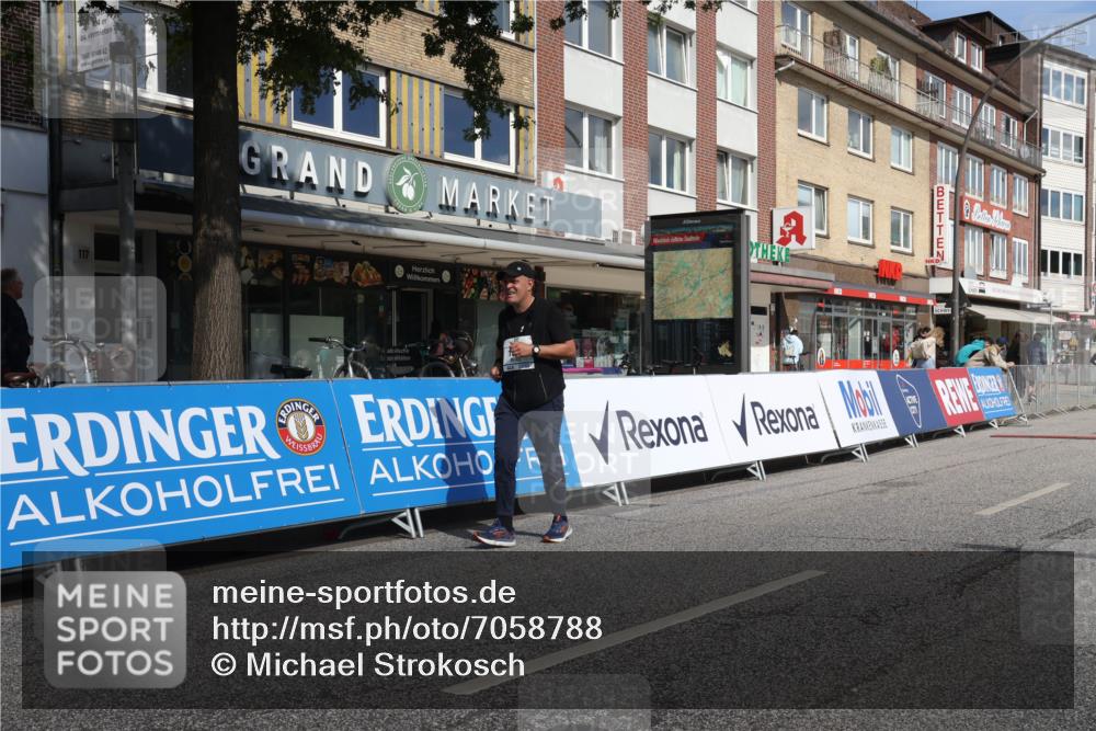 15.09.2024 - PSD Bank Halbmarathon Michael Strokosch http://msf.ph/oto/7058788 15.09.2024 13:04:24 Ziel 1898 meine-sportfotos.de
