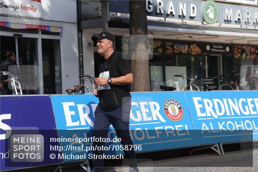 15.09.2024 - PSD Bank Halbmarathon Michael Strokosch http://msf.ph/oto/7058796 15.09.2024 13:04:26 Ziel 1898 meine-sportfotos.de